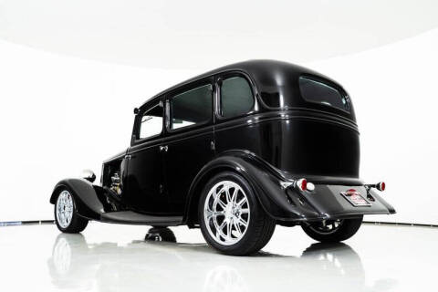 1933 Ford Super Deluxe