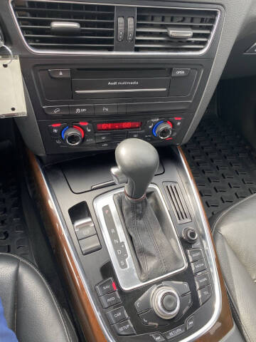 2012 Audi Q5 2.0T quattro Premium Plus