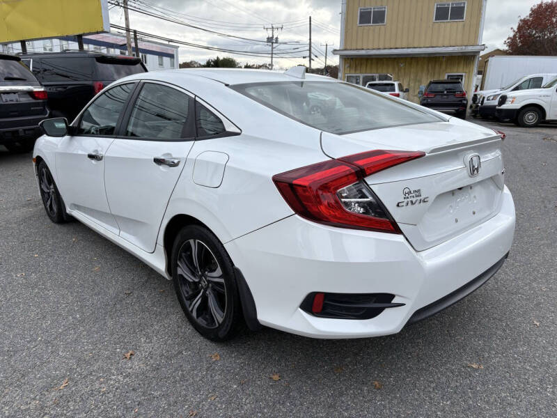 2017 Honda Civic Touring