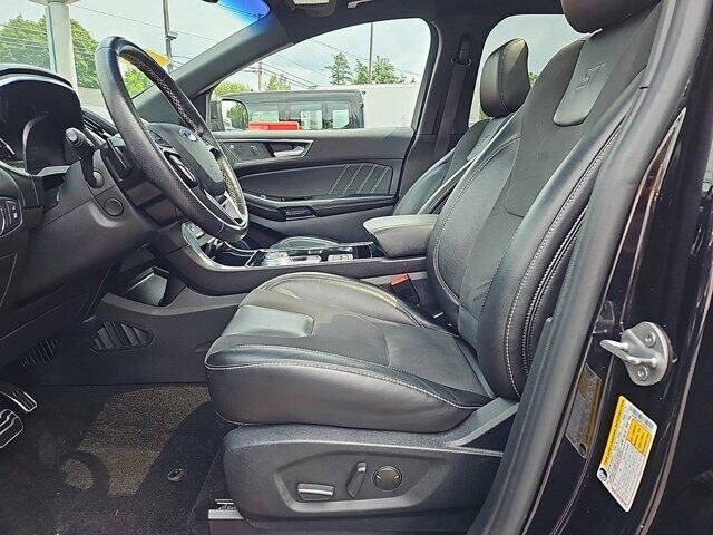 2020 Ford Edge ST