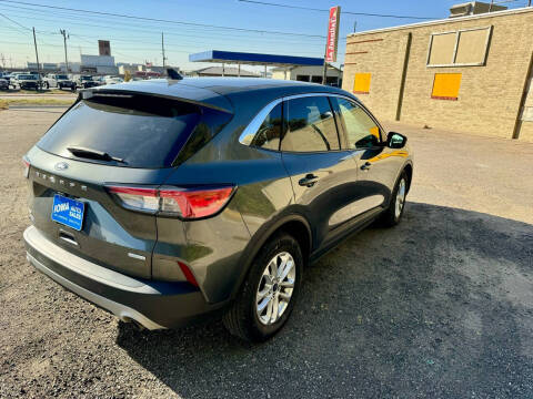2020 Ford Escape SE