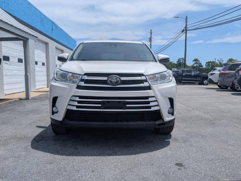 2017 Toyota Highlander LE
