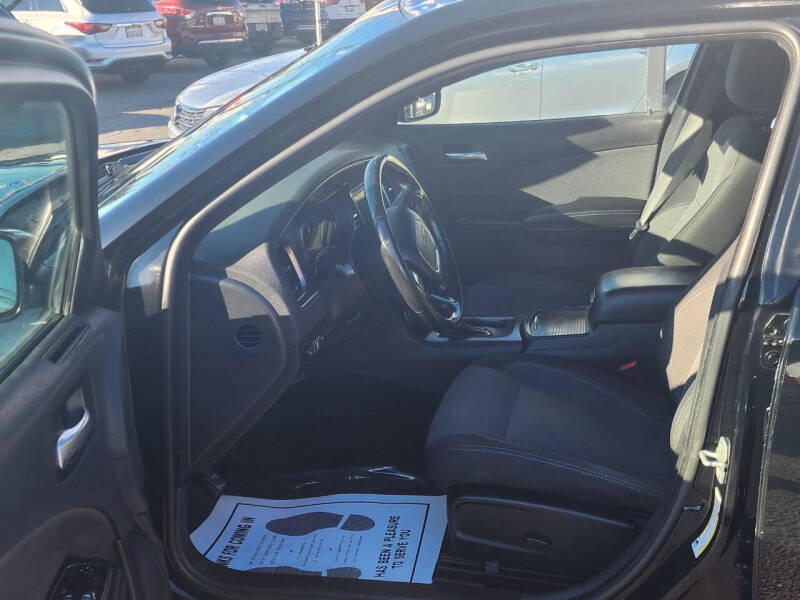 2018 Dodge Charger SXT