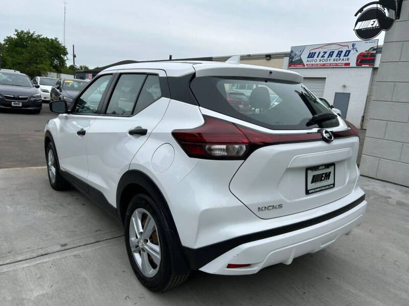 2021 Nissan Kicks S