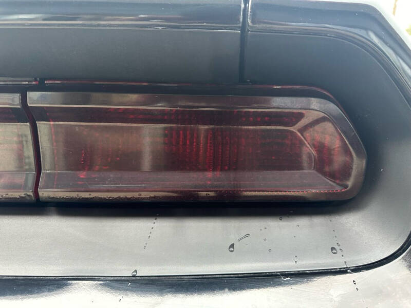 2014 Dodge Challenger SRT8 Core