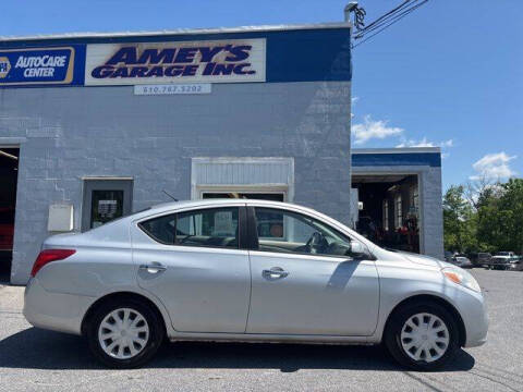 2012 Nissan Versa 1.6 SV
