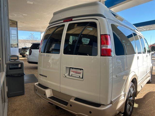 2026 Chevrolet Express 2500