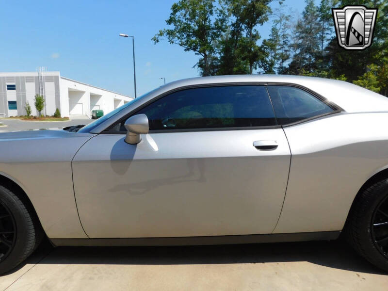 2015 Dodge Challenger SXT