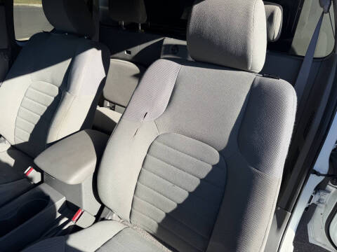 2016 Nissan Frontier S