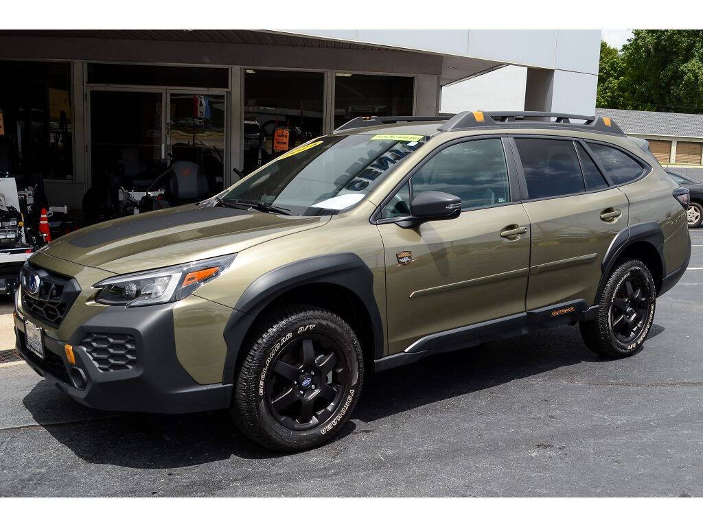 2024 Subaru Outback for sale at EARL DUFF PRE-OWNED CENTER in Harriman, TN