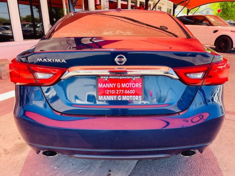 2017 Nissan Maxima