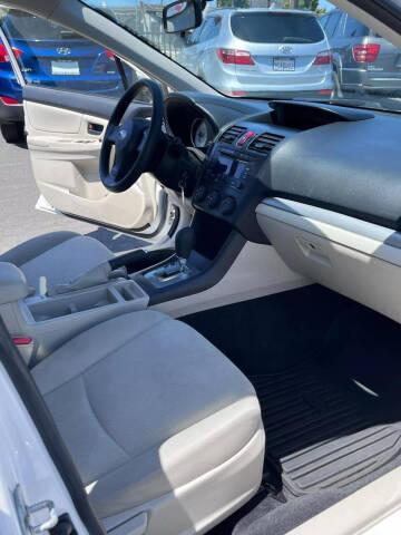 2012 Subaru Impreza 2.0i