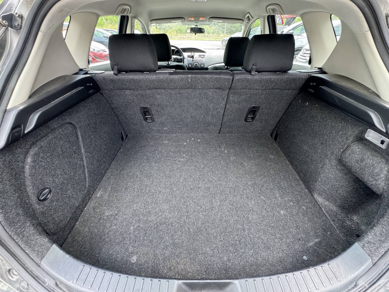 Gray 2013 Mazda Mazda3 i Touring i Touring 4dr Hatchback 6A 21