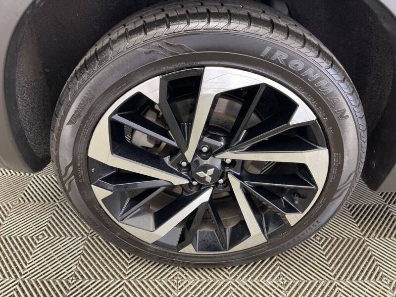 2024 Mitsubishi Outlander SE Black Edition