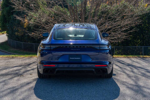 2023 Porsche Panamera Platinum Edition