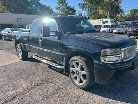 2003 GMC Sierra 1500 Denali