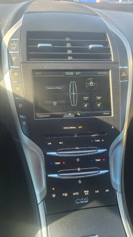 2014 Lincoln MKZ