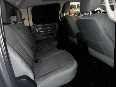 2016 RAM 1500 Big Horn