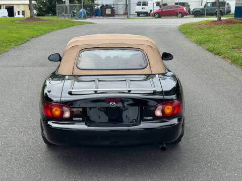 2000 Mazda MX-5 Miata