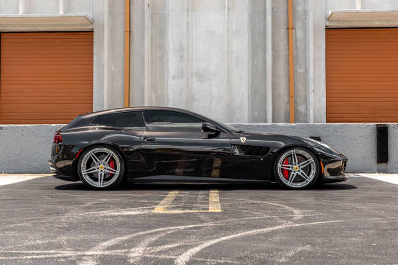 2018 Ferrari GTC4Lusso T
