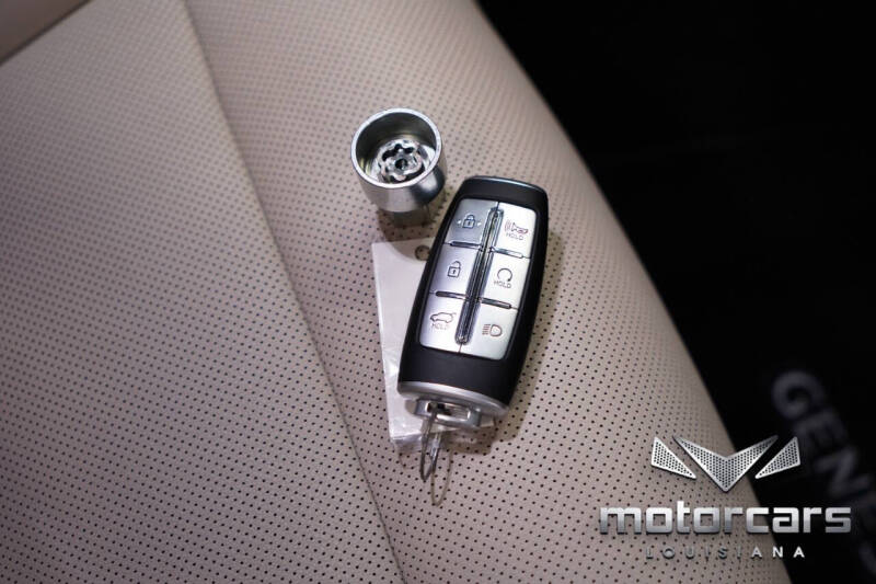 2022 Genesis GV70 2.5T Standard