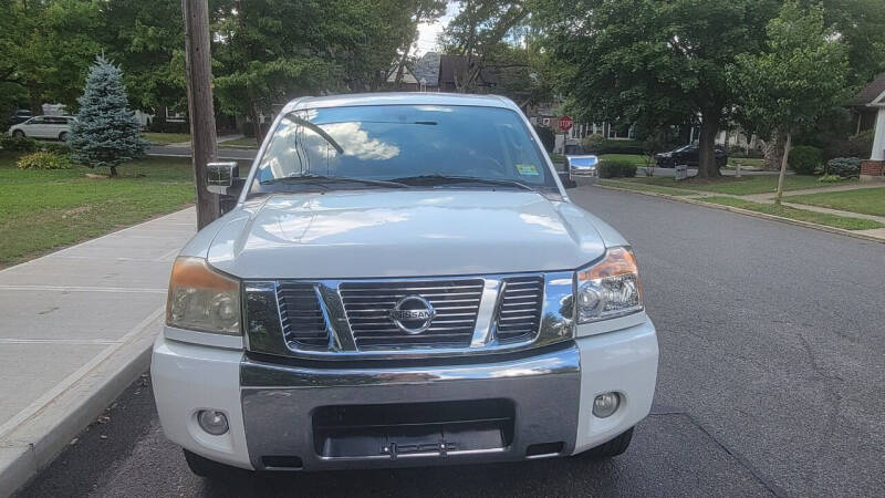 2011 Nissan Titan SL