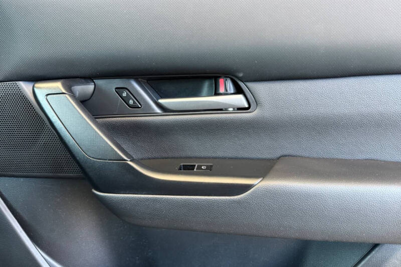 2024 Mazda CX-50 2.5 S Preferred