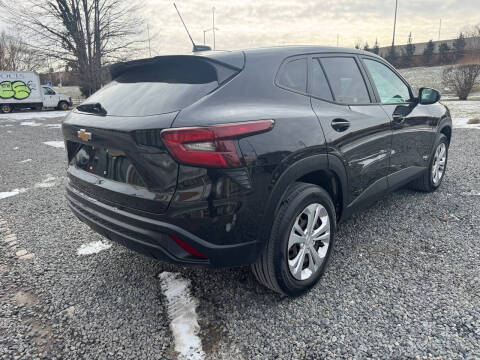 2024 Chevrolet Trax LS