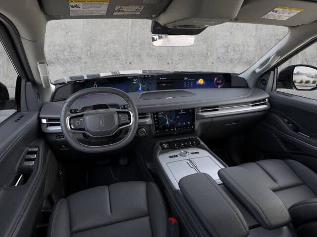 2026 Lincoln Navigator Premiere