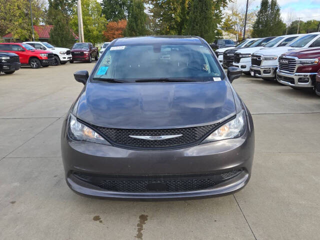 2022 Chrysler Voyager for sale at Dave Warren Used Car Super Center in Westfield, NY