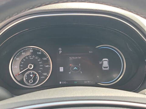 2025 Genesis GV70 2.5T Standard