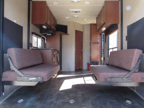 2015 Forest River Vengeance 25v