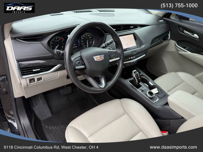 2020 Cadillac XT4 Premium Luxury