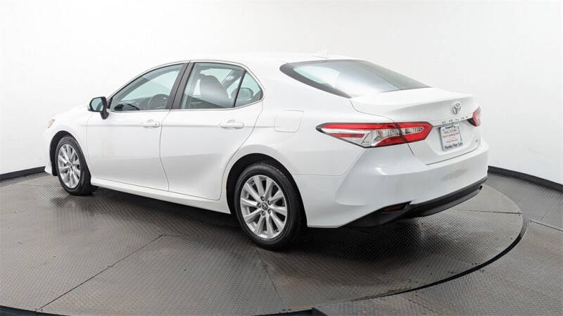 2020 Toyota Camry LE