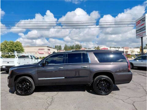 2016 Cadillac Escalade ESV Luxury Collection