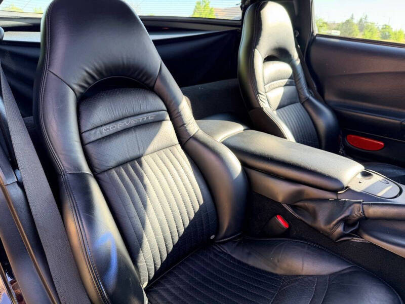 2004 Chevrolet Corvette