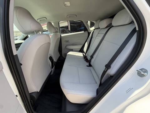 2025 Hyundai Kona SEL Convenience