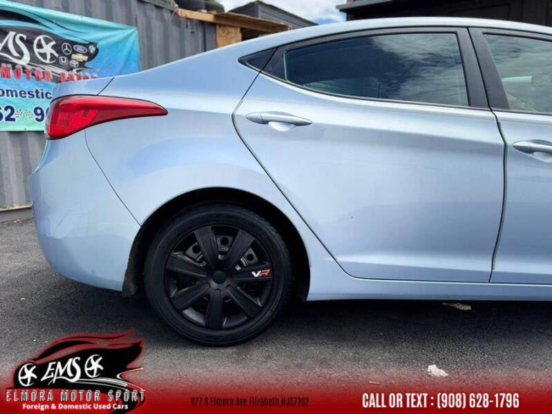 2012 Hyundai Elantra