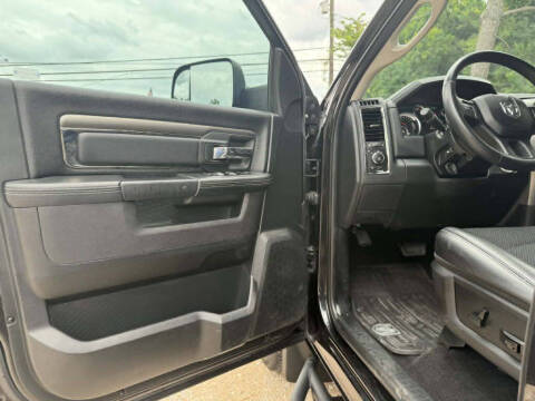 2017 RAM 1500 Sport