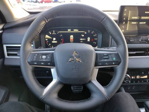 2026 Mitsubishi Outlander SEL