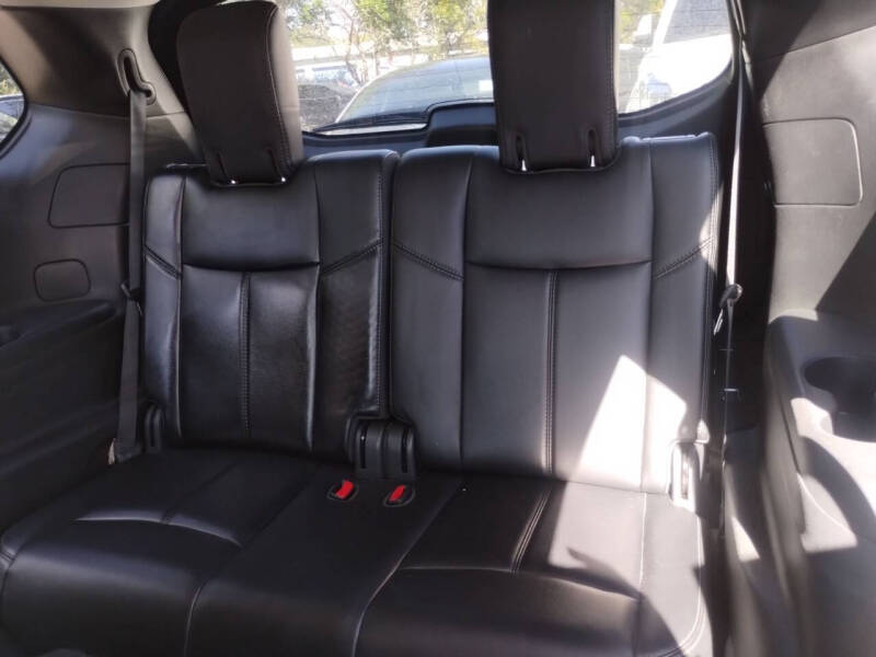 2018 Nissan Pathfinder SL