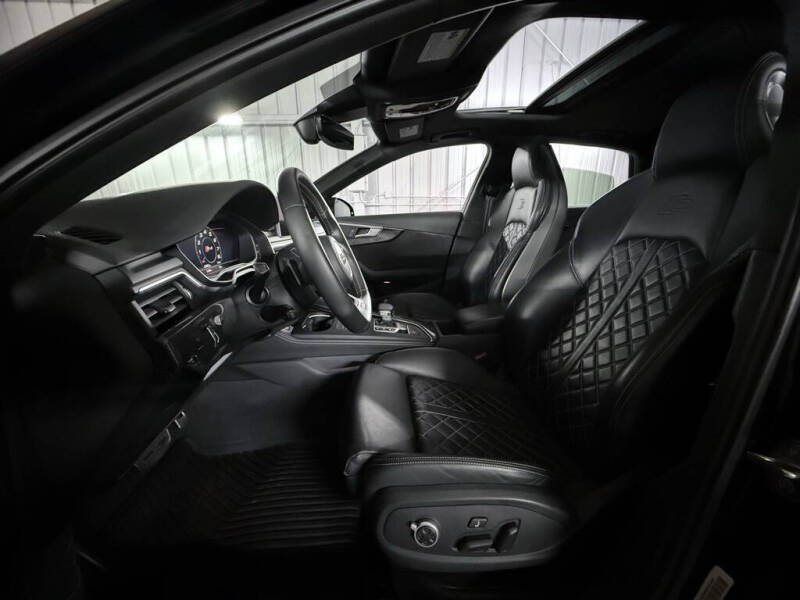 2019 Audi S4 3.0T quattro Prestige