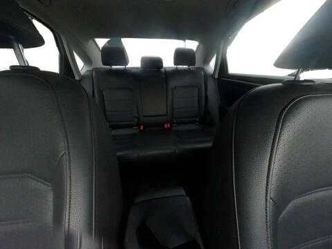 2017 Volkswagen Passat 1.8T SE
