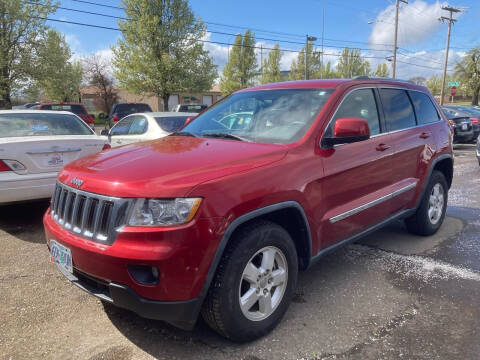 2011 Jeep Grand Cherokee for sale at M AND S CAR SALES LLC in Independence OR