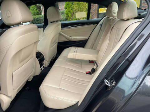 2017 BMW 5 Series 530i