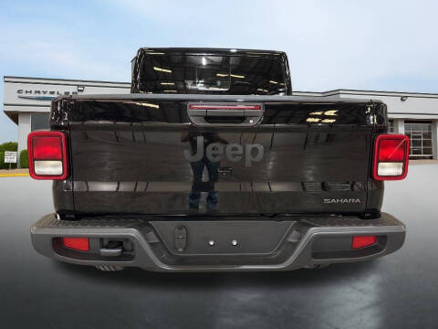 2026 Jeep Gladiator Sahara
