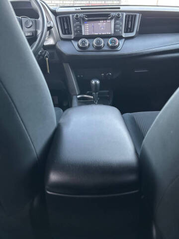 2016 Toyota RAV4 LE