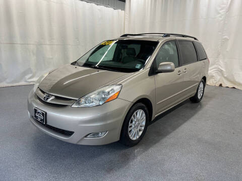 2008 Toyota Sienna XLE