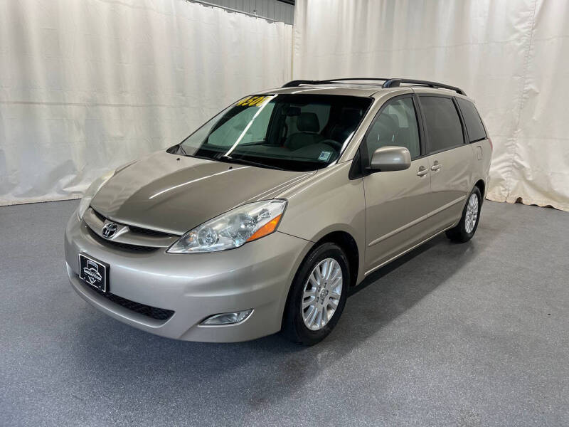 2008 Toyota Sienna XLE