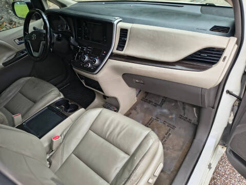 2015 Toyota Sienna Limited 7-Passenger